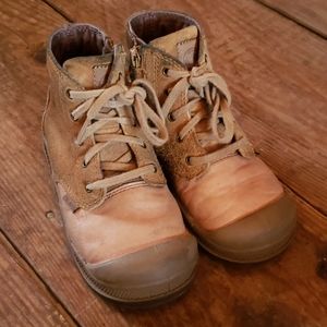Toddler boys Palladium boots